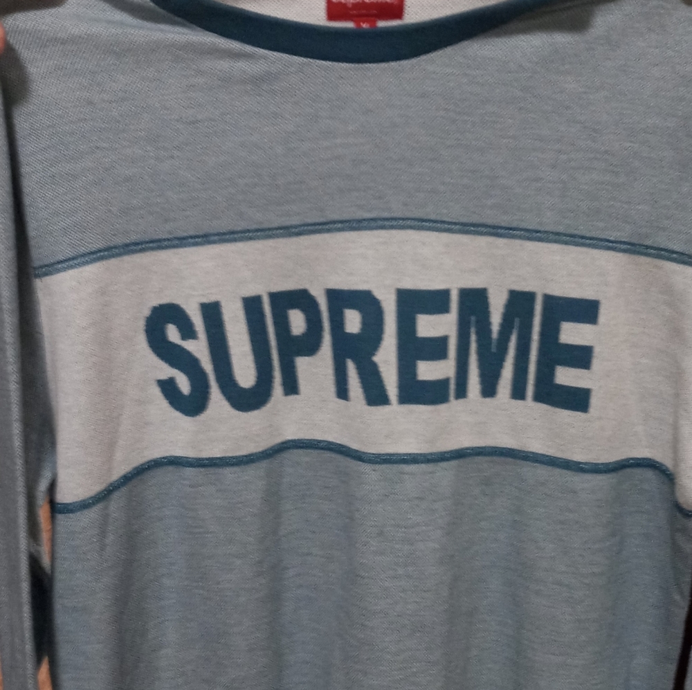 Supreme crewneck